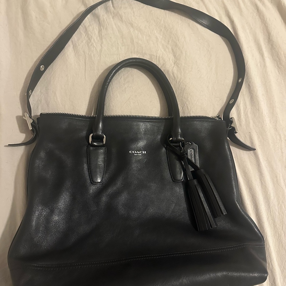 Vintage Coach Black Leather Shoulder Bag - Excellent Condition